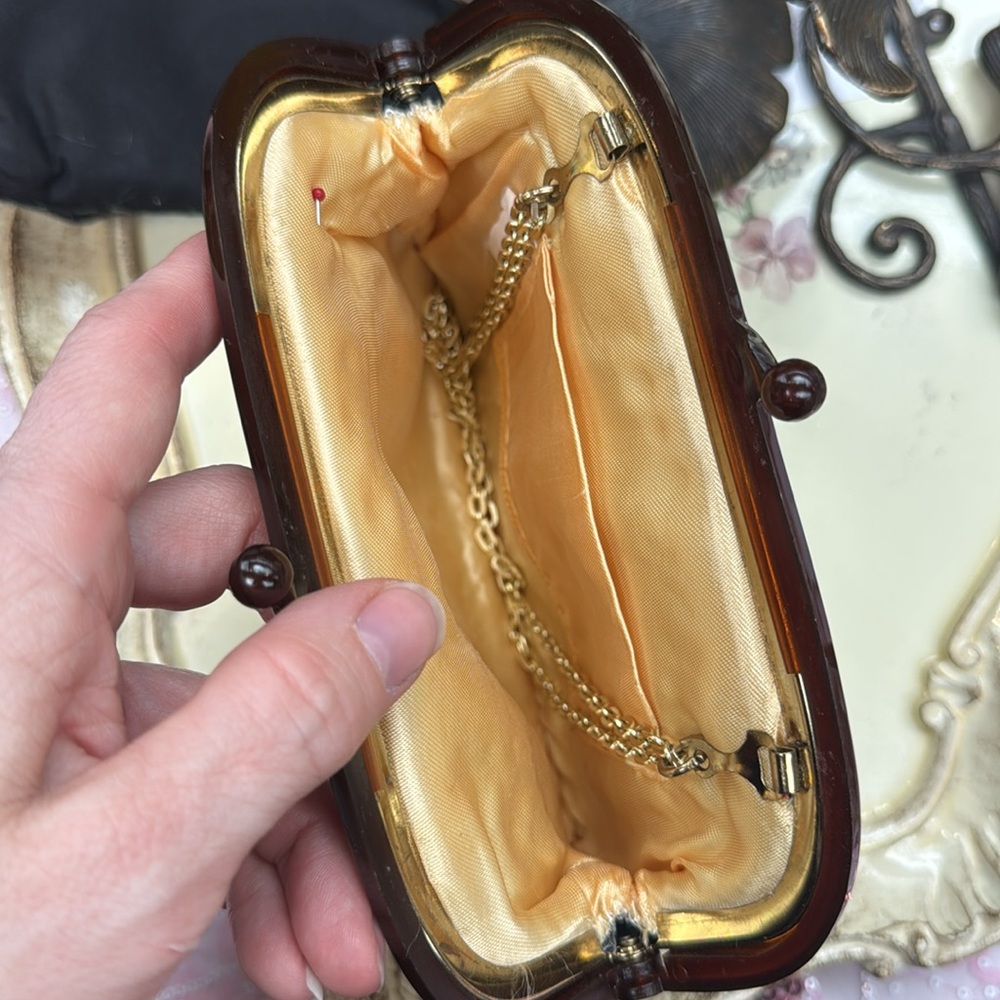 VINTAGE SET OF 3 FLORAL VICTORIAN COIN PURSE - Picture 7 of 7